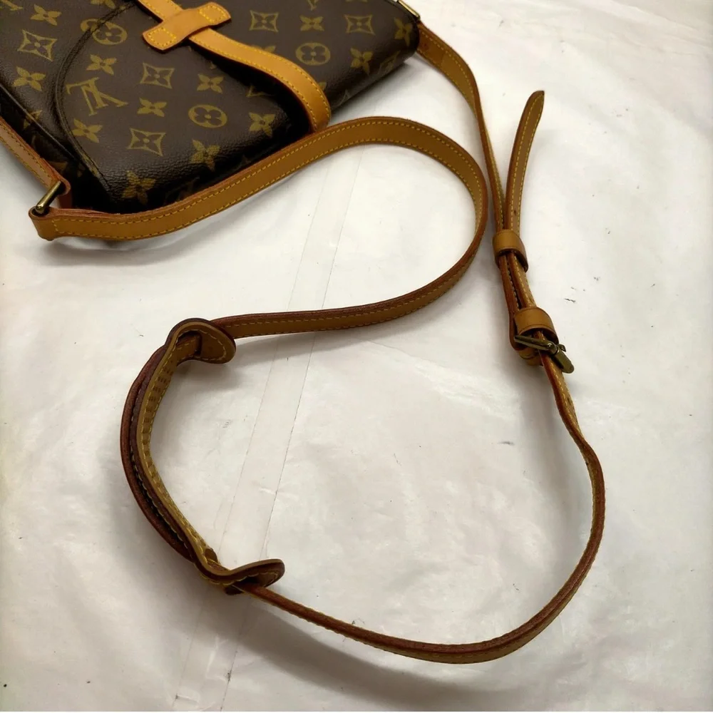 Louis Vuitton Chantily Gm Crossbody Shoulder Bag 11617 - Picture 3 of 8